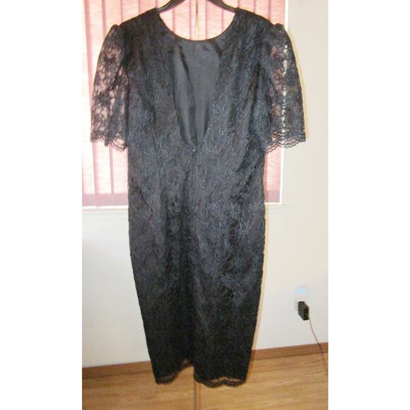 Late Edition Vtg 80s Black Lace Cocktail Dress Low Cut V Back USA Union Made 14 - Picture 8 of 8